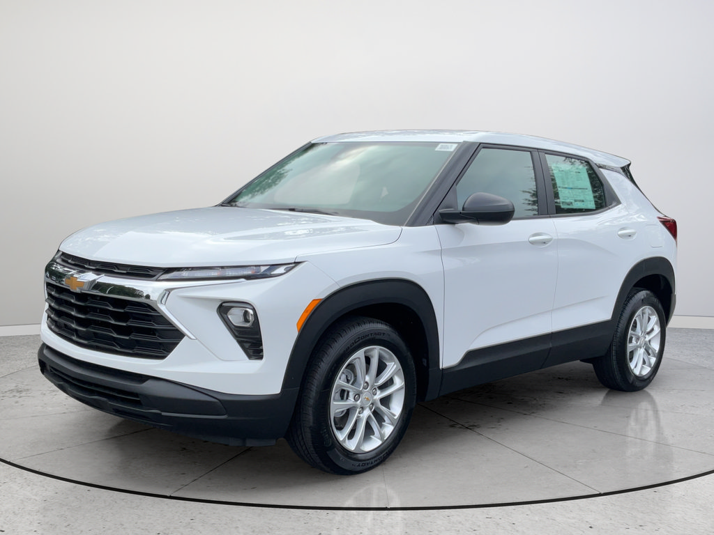 New 2026 Chevrolet TrailBlazer LS FWD image 3