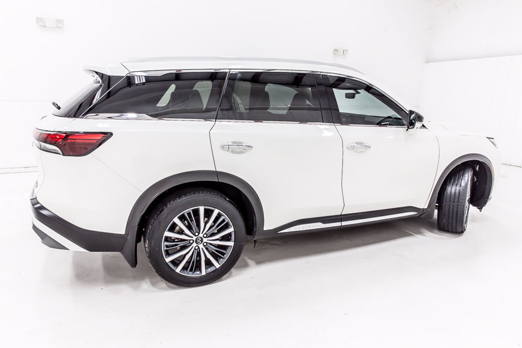Used 2023 INFINITI QX60 Sensory w/ Vision Package AWD/4WD image 8