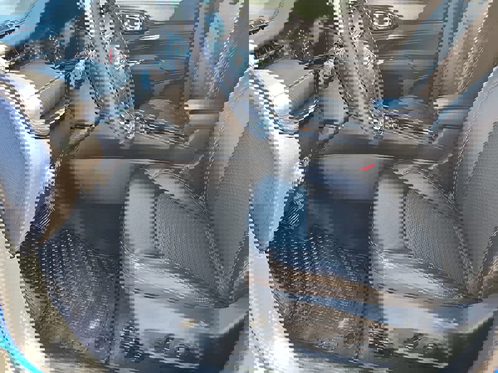 Used 2024 Jeep Compass Latitude w/ Convenience Group image 17