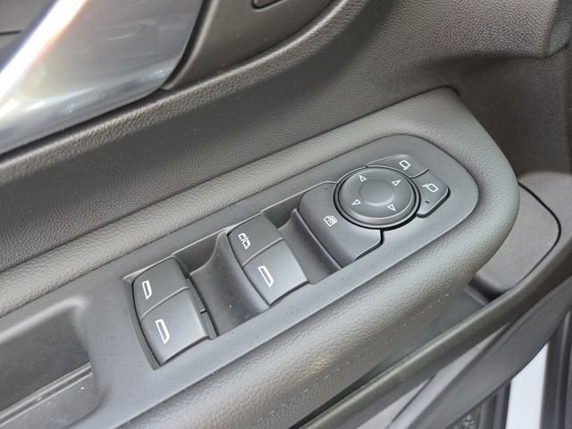 Used 2023 GMC Terrain SLE image 8