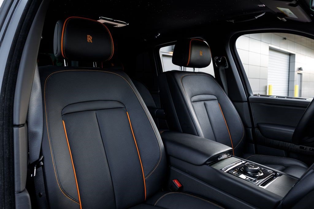 Used 2020 Rolls-Royce Cullinan AWD/4WD image 9