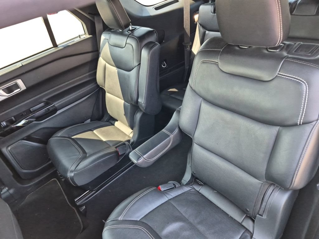 Used 2024 Ford Explorer ST w/ Equipment Group 401A AWD/4WD image 40