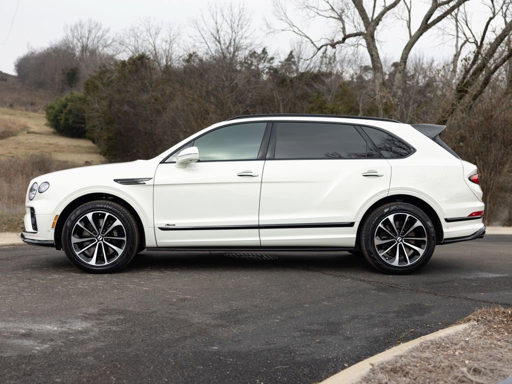 Used 2023 Bentley Bentayga Extended Wheelbase image 5