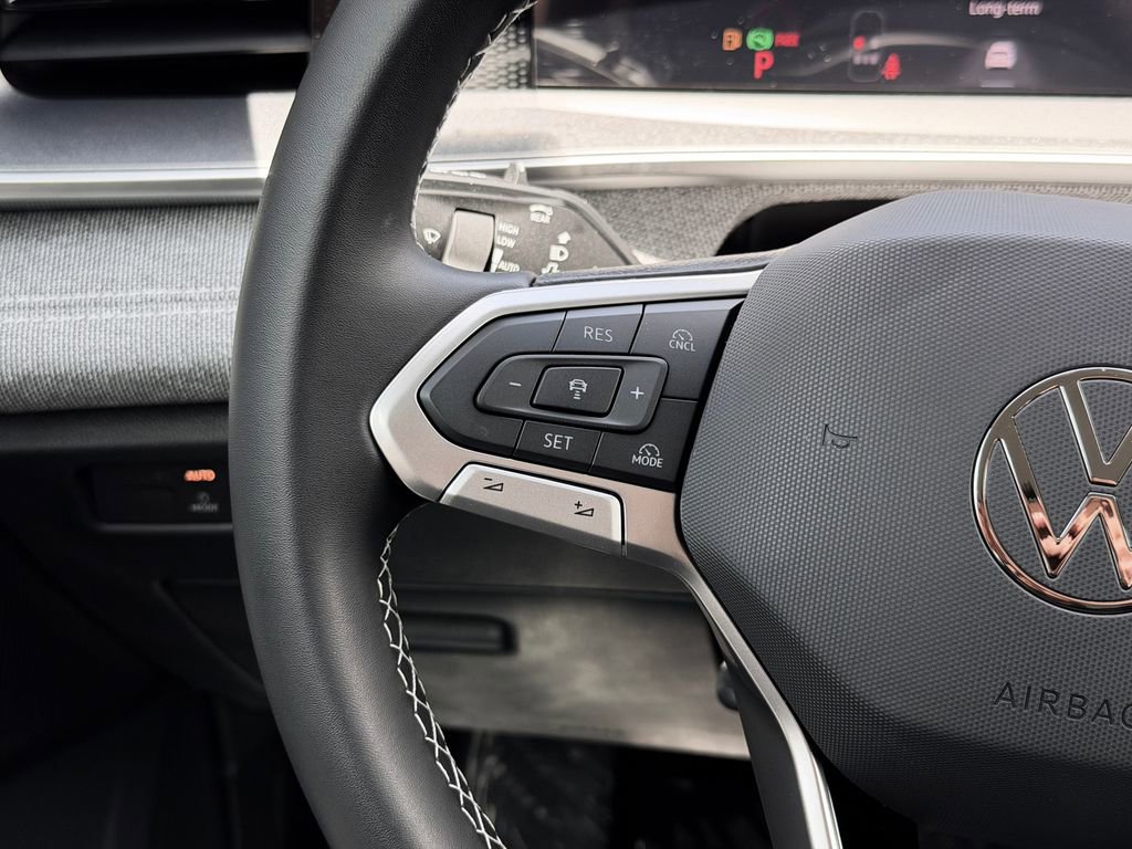 New 2026 Volkswagen Tiguan S FWD image 12