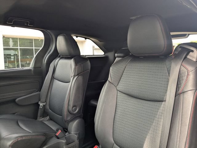 Certified 2026 Toyota Sienna XSE FWD image 25