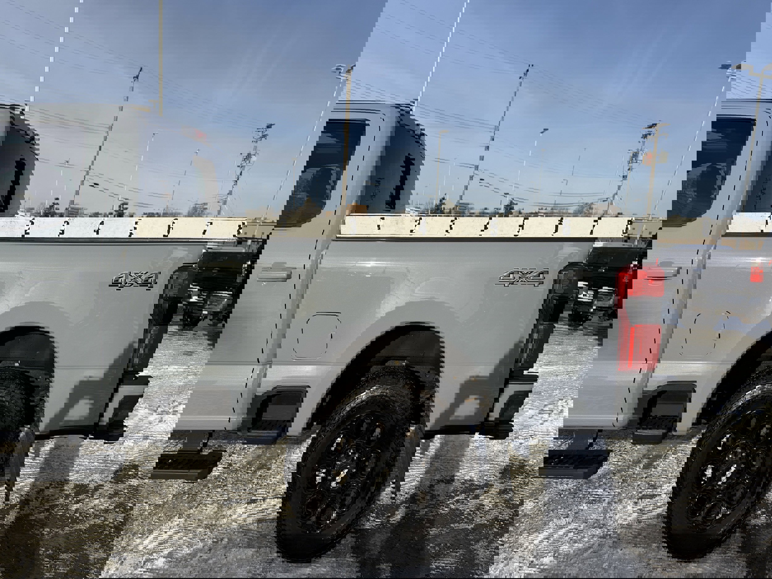 Used 2024 Ford F250 Lariat w/ Lariat Ultimate Package image 43