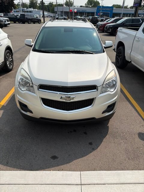 Used 2015 Chevrolet Equinox LT w/ Driver Convenience Package FWD image 2