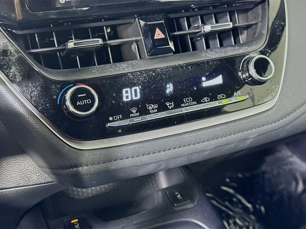 Used 2022 Toyota Corolla XSE image 25