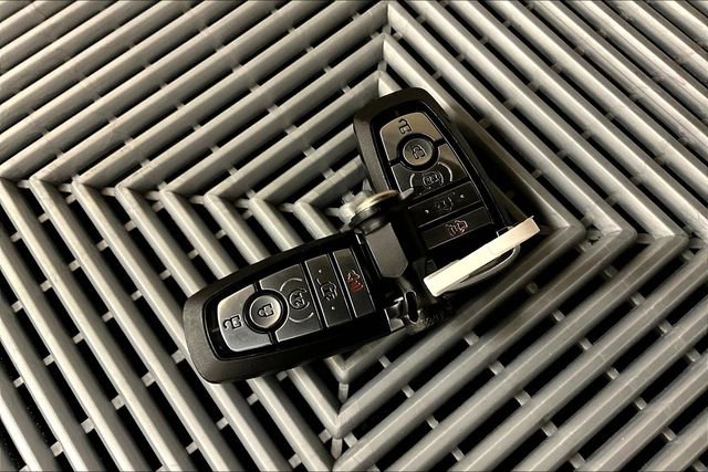 Used 2023 Ford Explorer ST-Line w/ Class IV Trailer Tow Package image 11