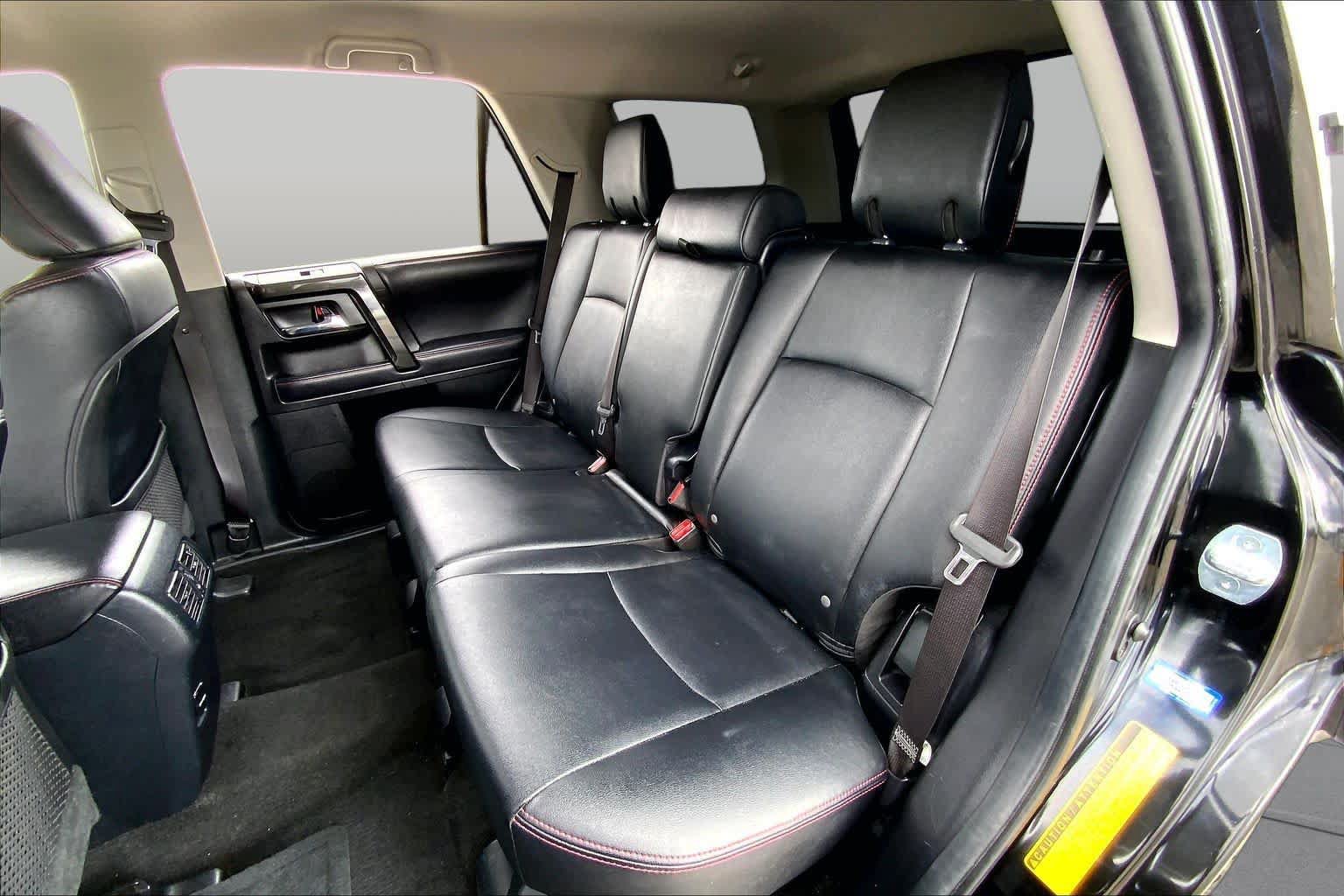 Used 2019 Toyota 4Runner TRD Off-Road Premium AWD/4WD image 20