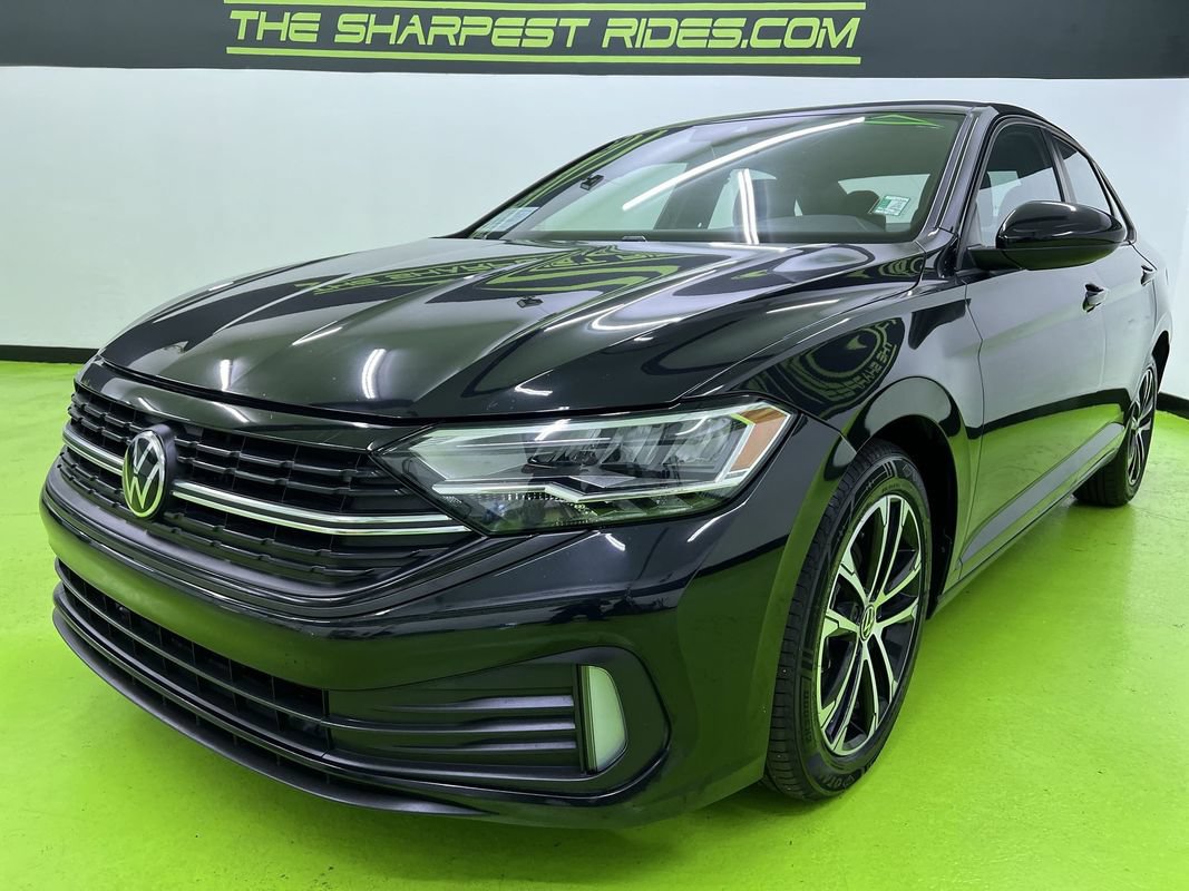 Used 2024 Volkswagen Jetta Sport FWD image 5