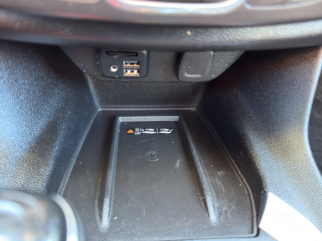 Used 2020 Chevrolet Traverse Premier w/ Redline Edition image 19