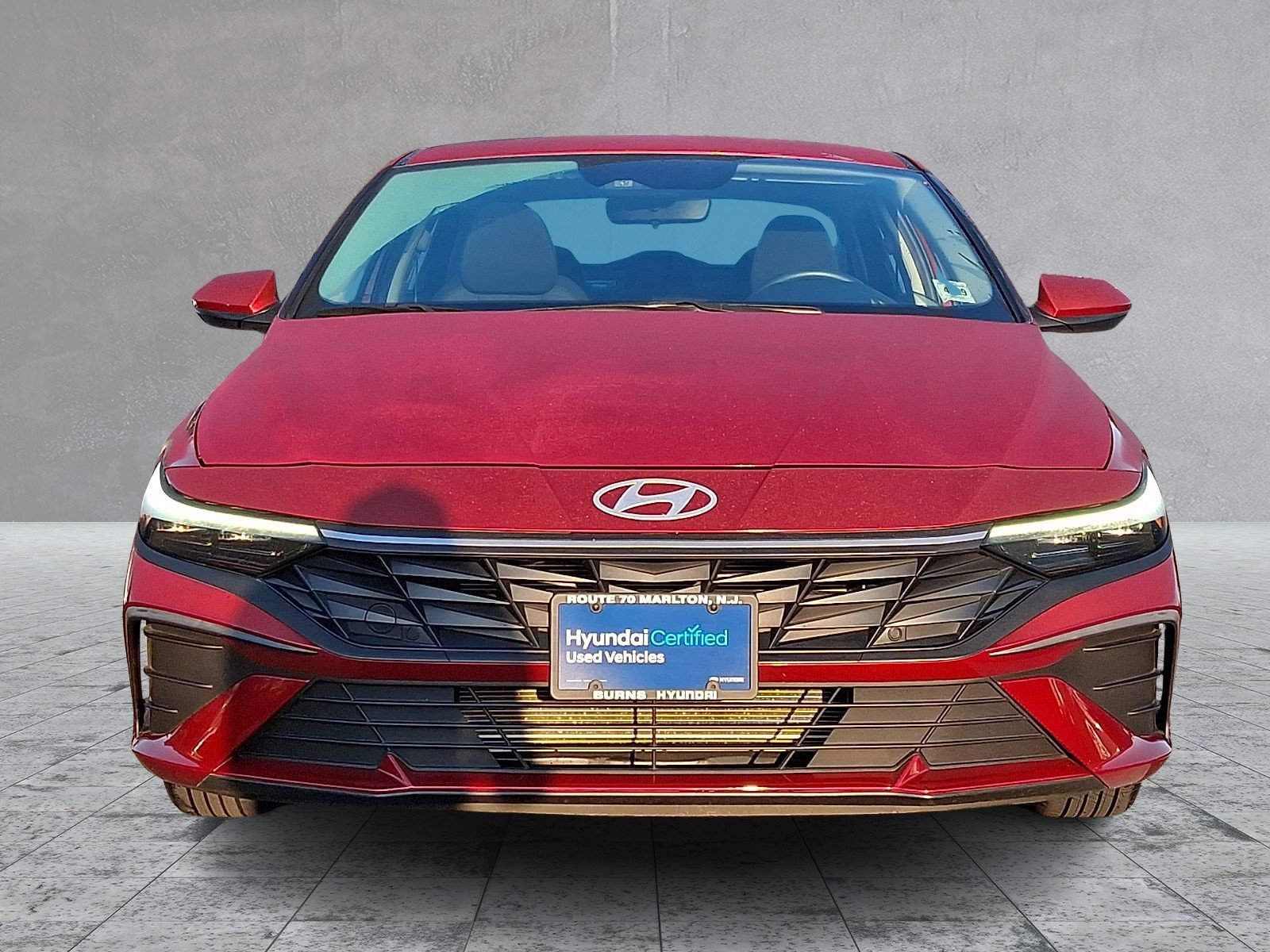 Certified 2024 Hyundai Elantra SE FWD image 2