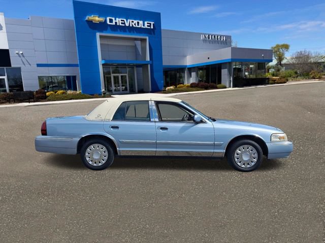 Used 2008 Mercury Grand Marquis GS RWD image 24