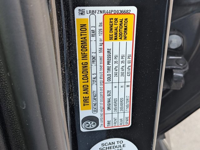 Used 2023 Buick Envision Essence w/ Sport Touring Package image 17