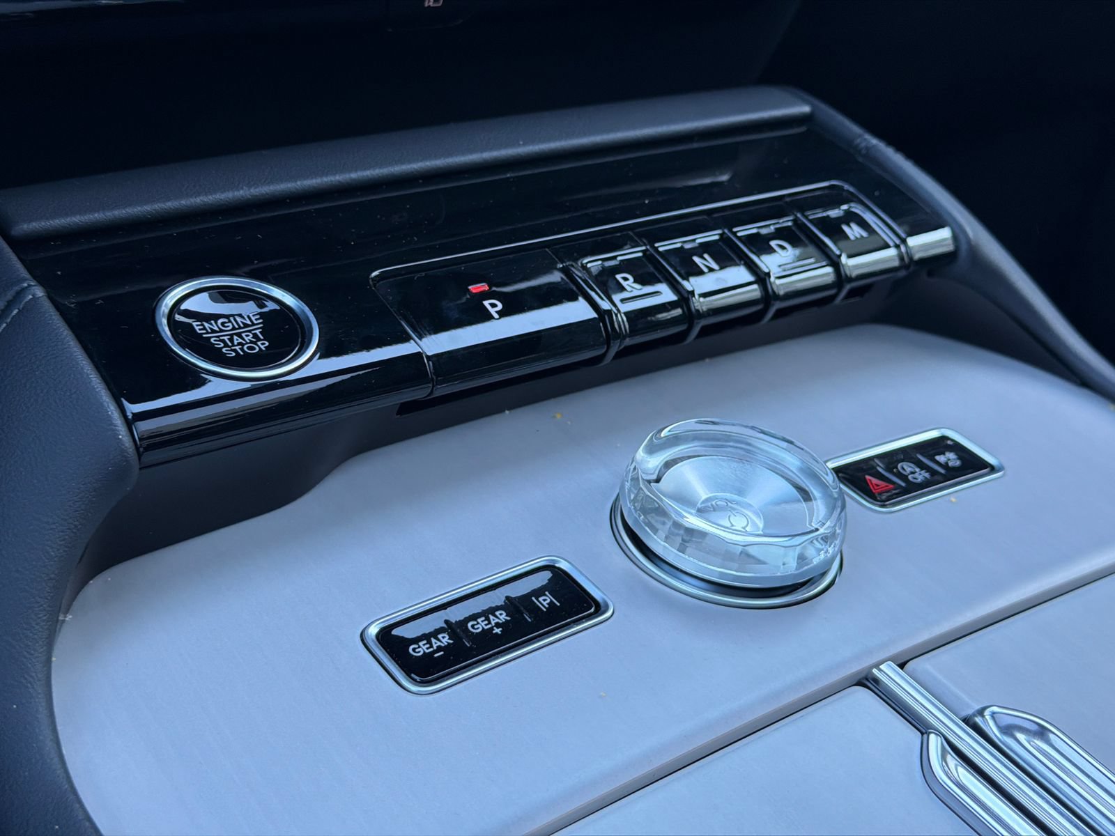New 2026 Lincoln Navigator L Reserve w/ Jet Appearance Package AWD/4WD image 27