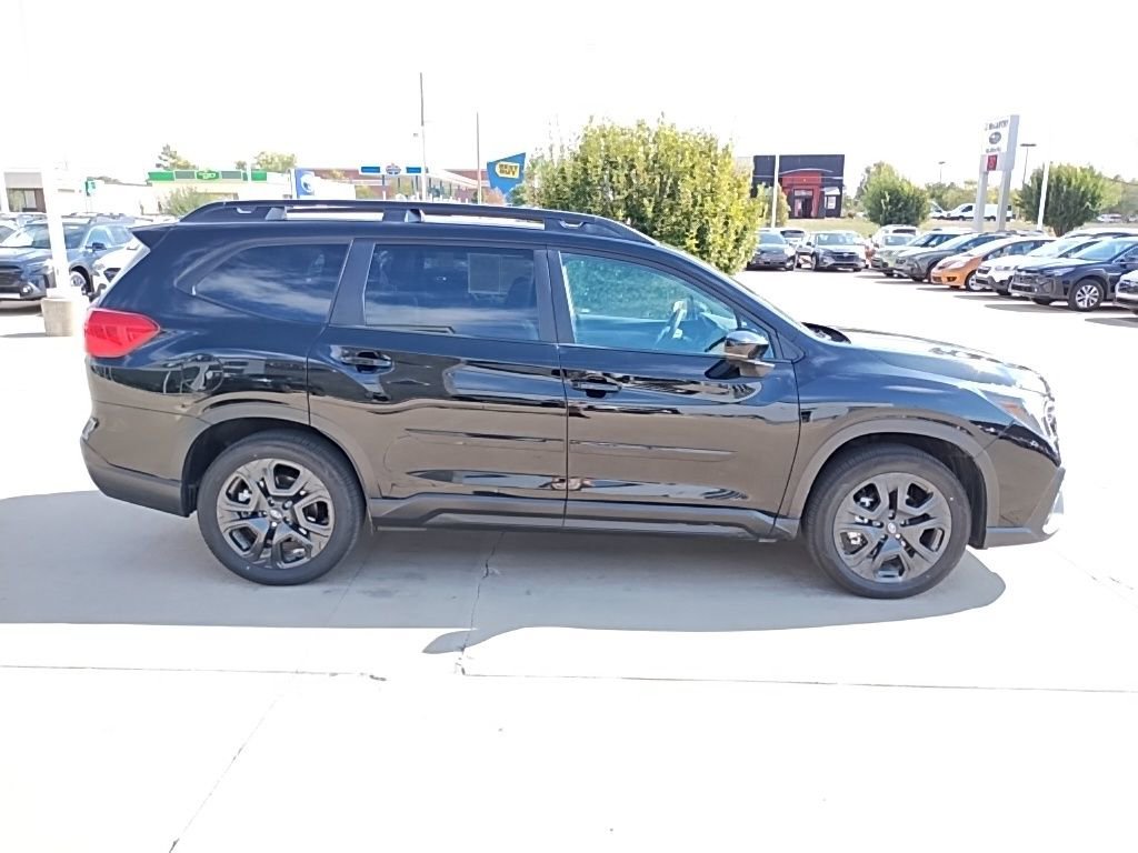 Certified 2025 Subaru Ascent Bronze Edition image 7