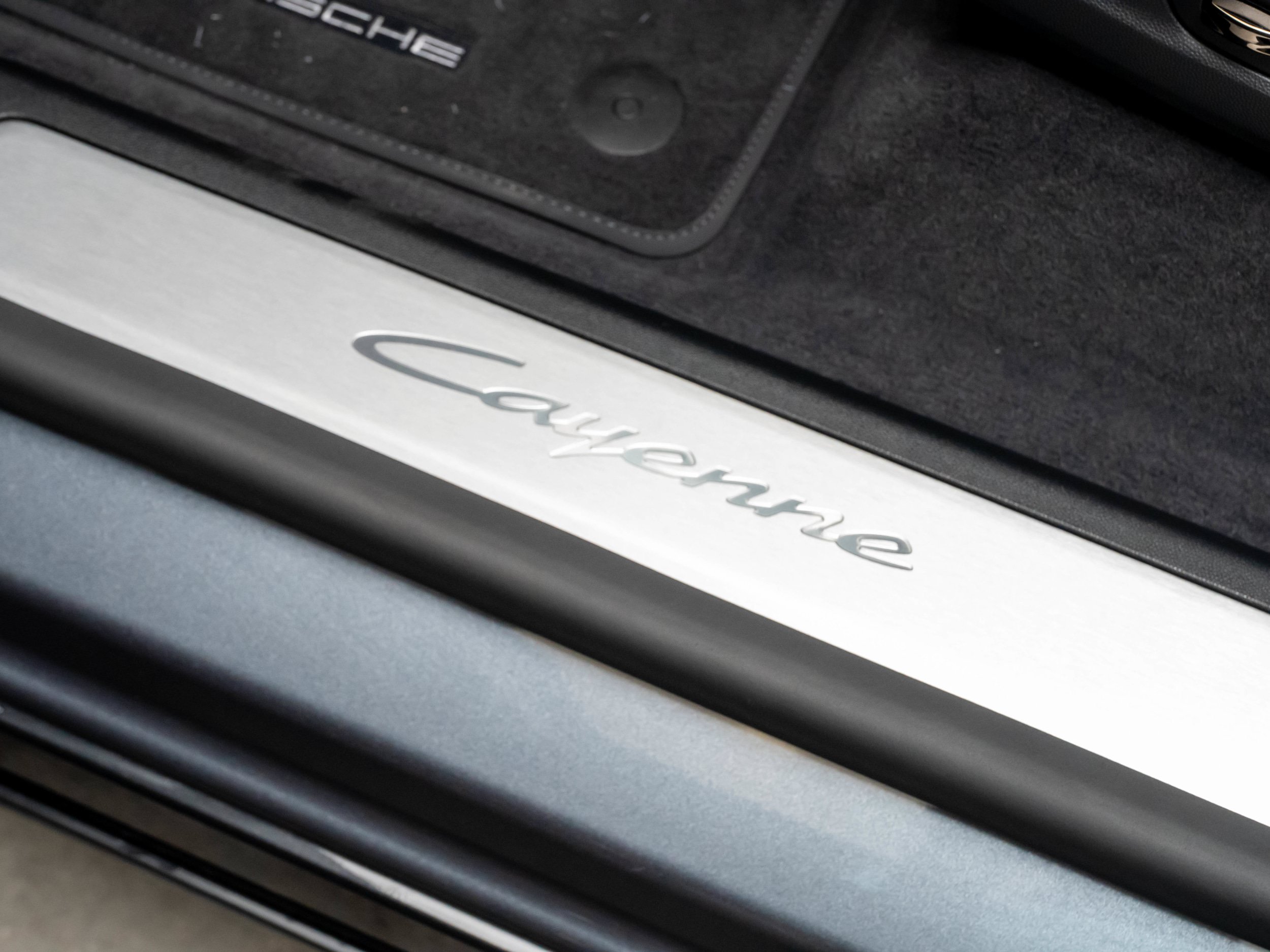 New 2026 Porsche Cayenne Electric AWD/4WD image 25