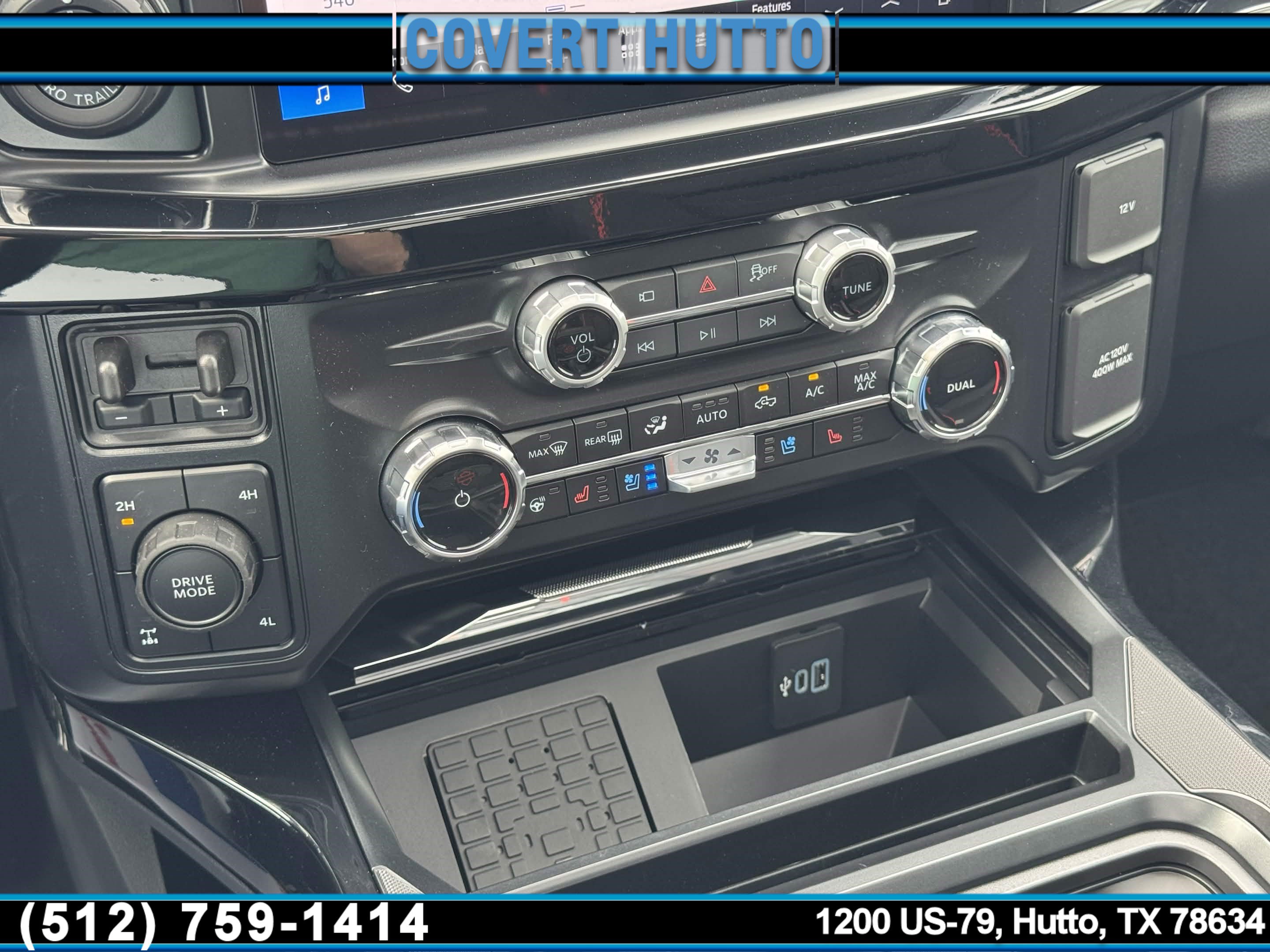 New 2026 Ford F250 Lariat w/ Black Appearance Package image 32