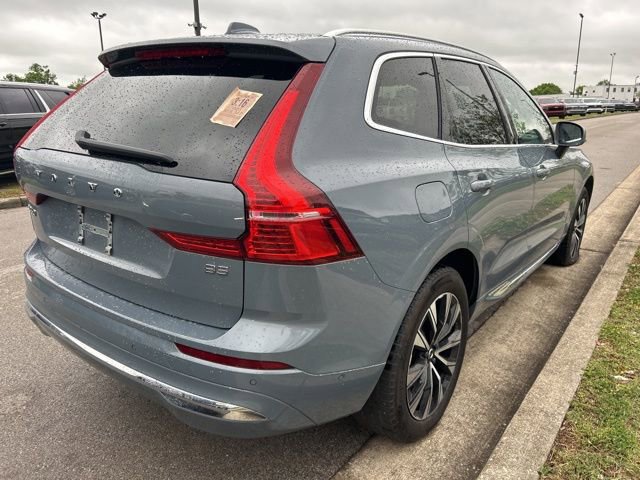 Used 2023 Volvo XC60 B5 Plus FWD image 3