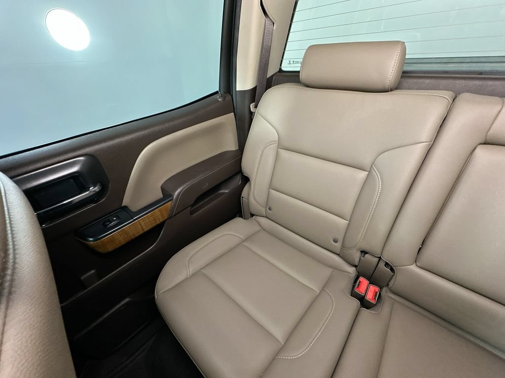 Used 2018 GMC Sierra 2500 SLT w/ Duramax Plus Package AWD/4WD image 12