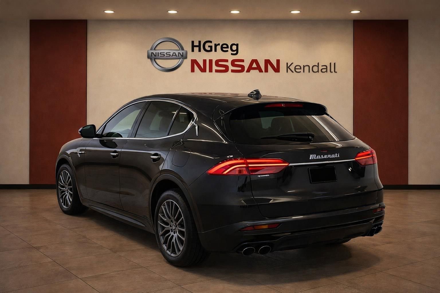 Used 2024 Maserati Grecale GT AWD/4WD image 2