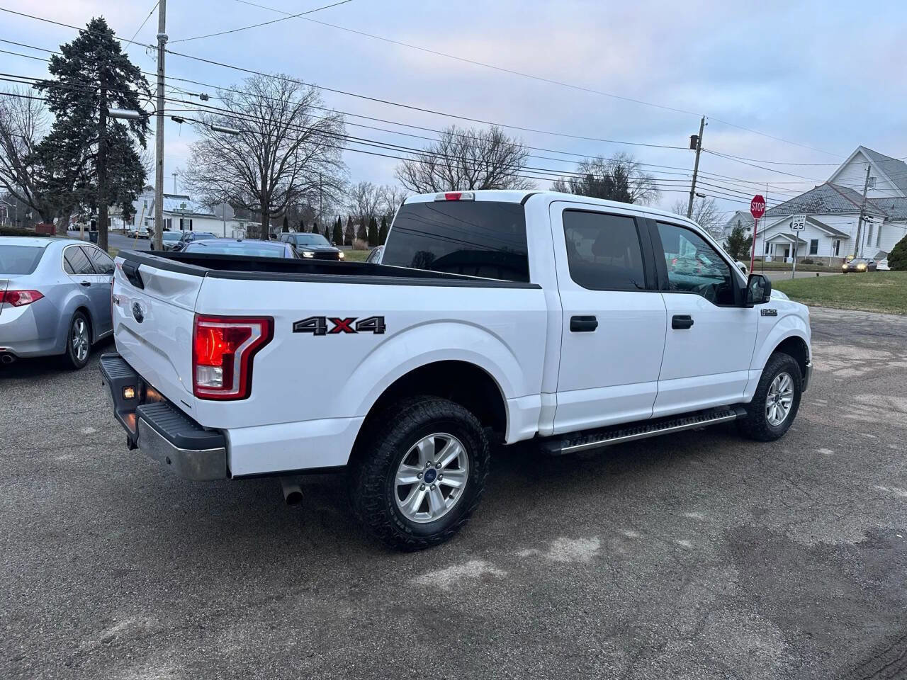 Used 2016 Ford F150 XLT w/ Equipment Group 301A Mid image 6