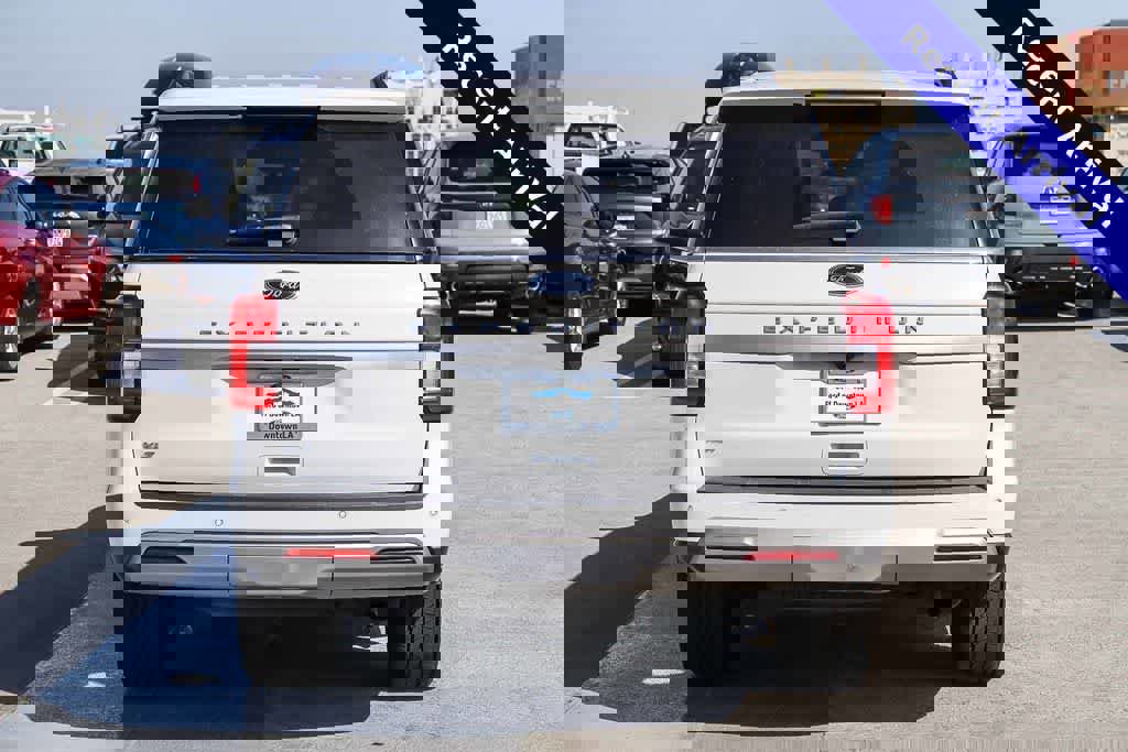 Used 2022 Ford Expedition XLT RWD image 5
