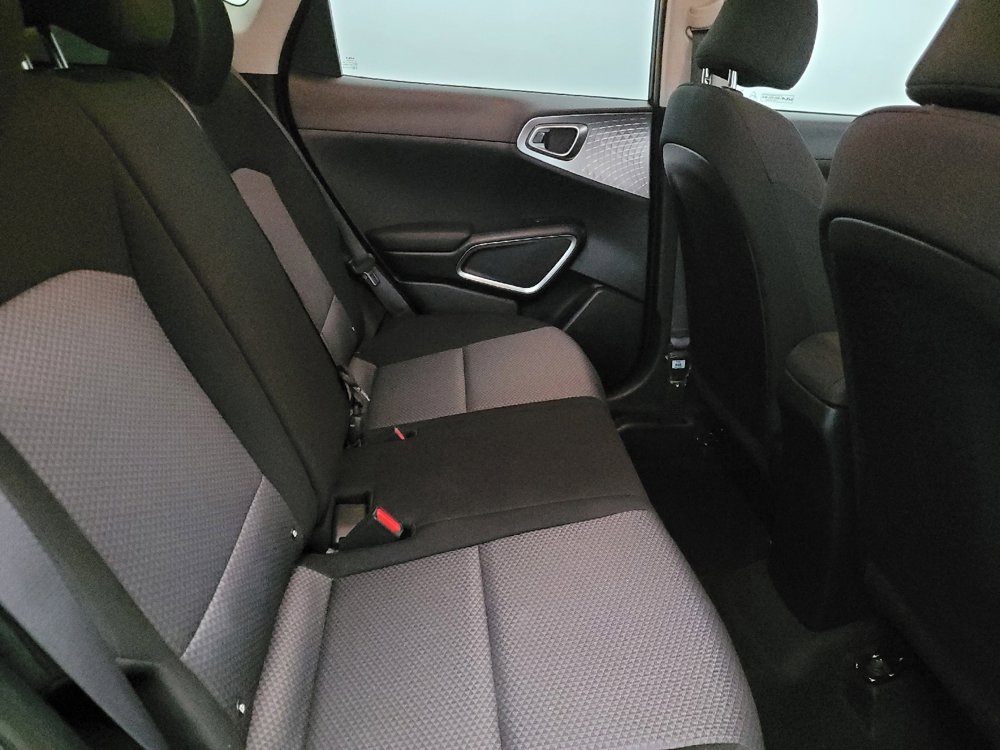 Used 2023 Kia Soul LX image 19