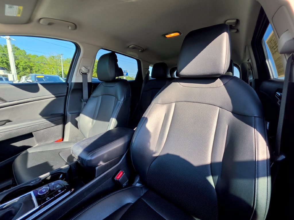 Used 2024 Kia Sportage EX FWD image 8