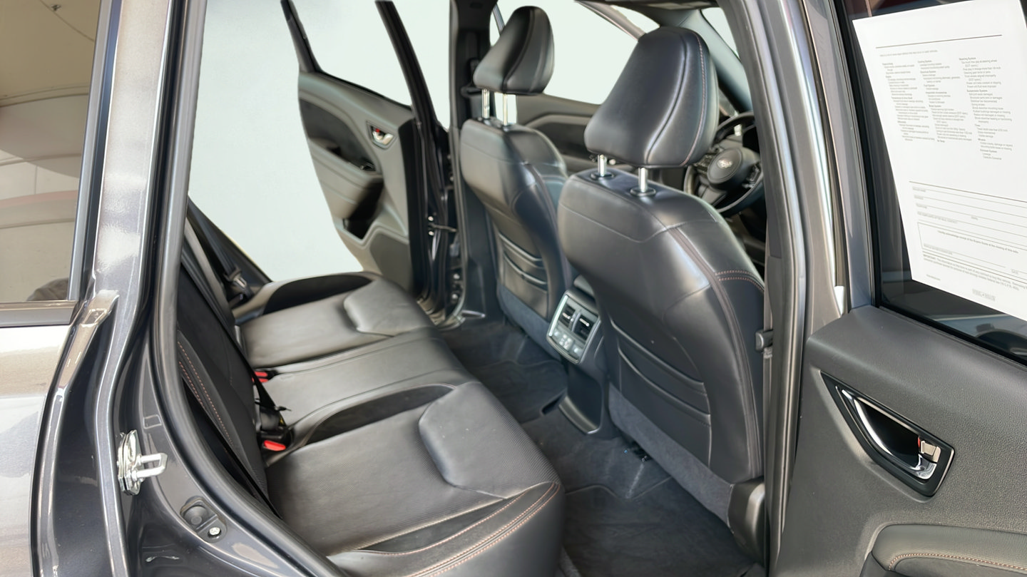 Used 2025 Subaru Forester Touring AWD/4WD image 35