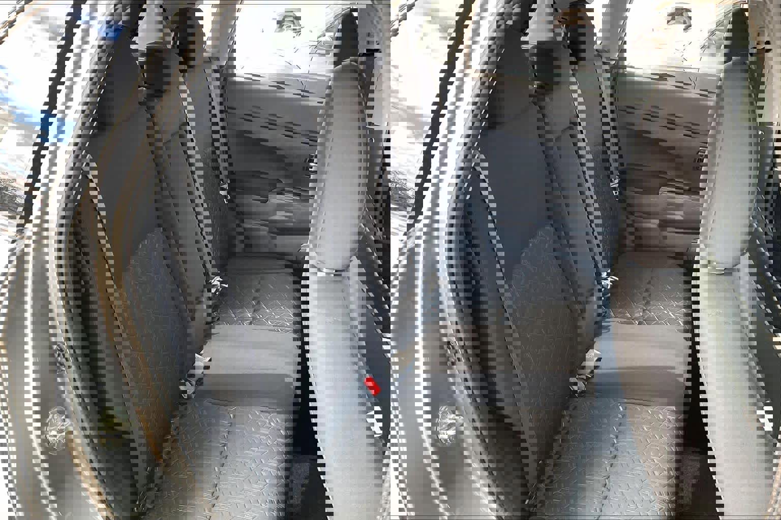 Used 2025 Mitsubishi Outlander Sport ES image 19