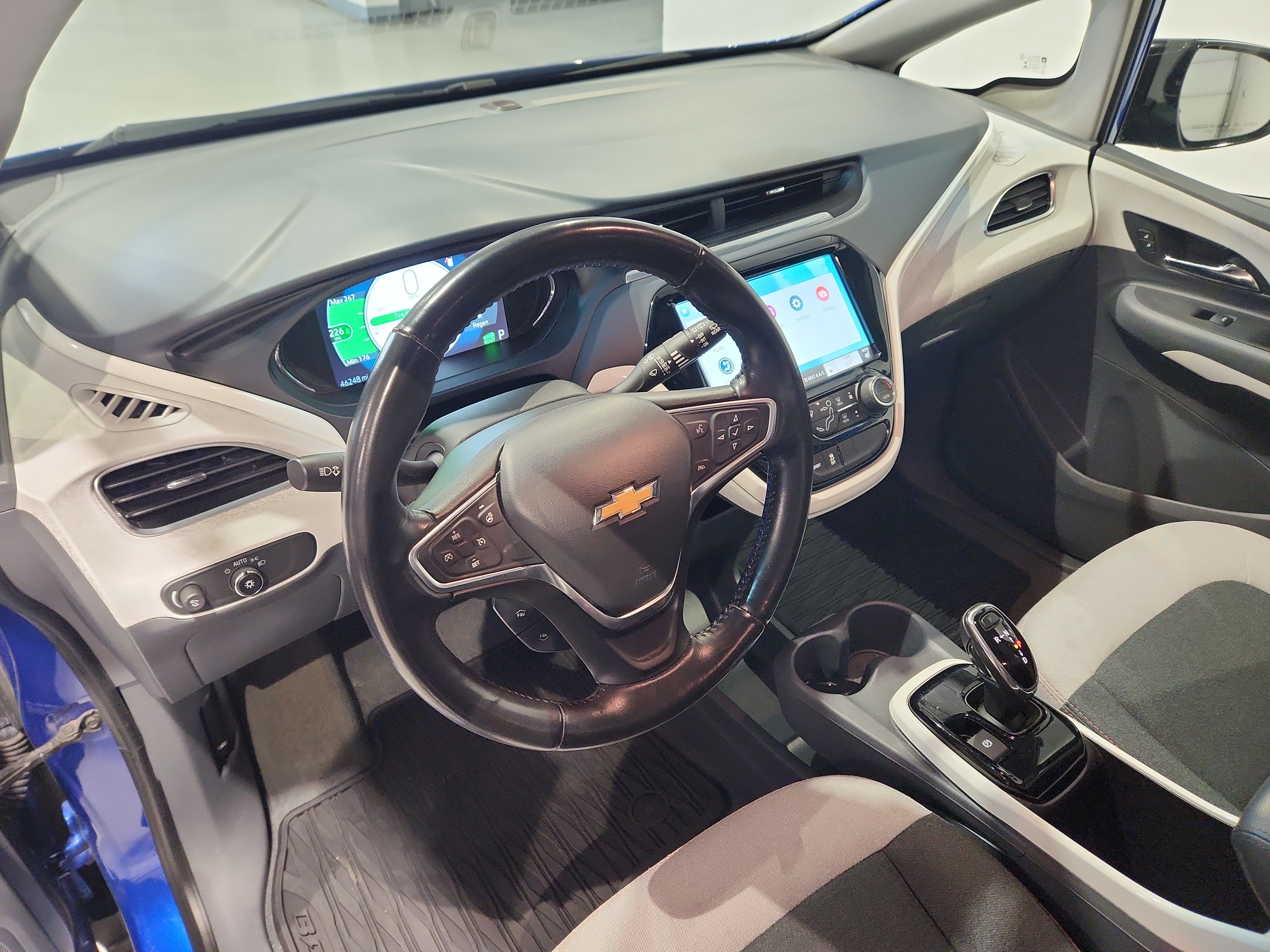Certified 2017 Chevrolet Bolt LT FWD image 5