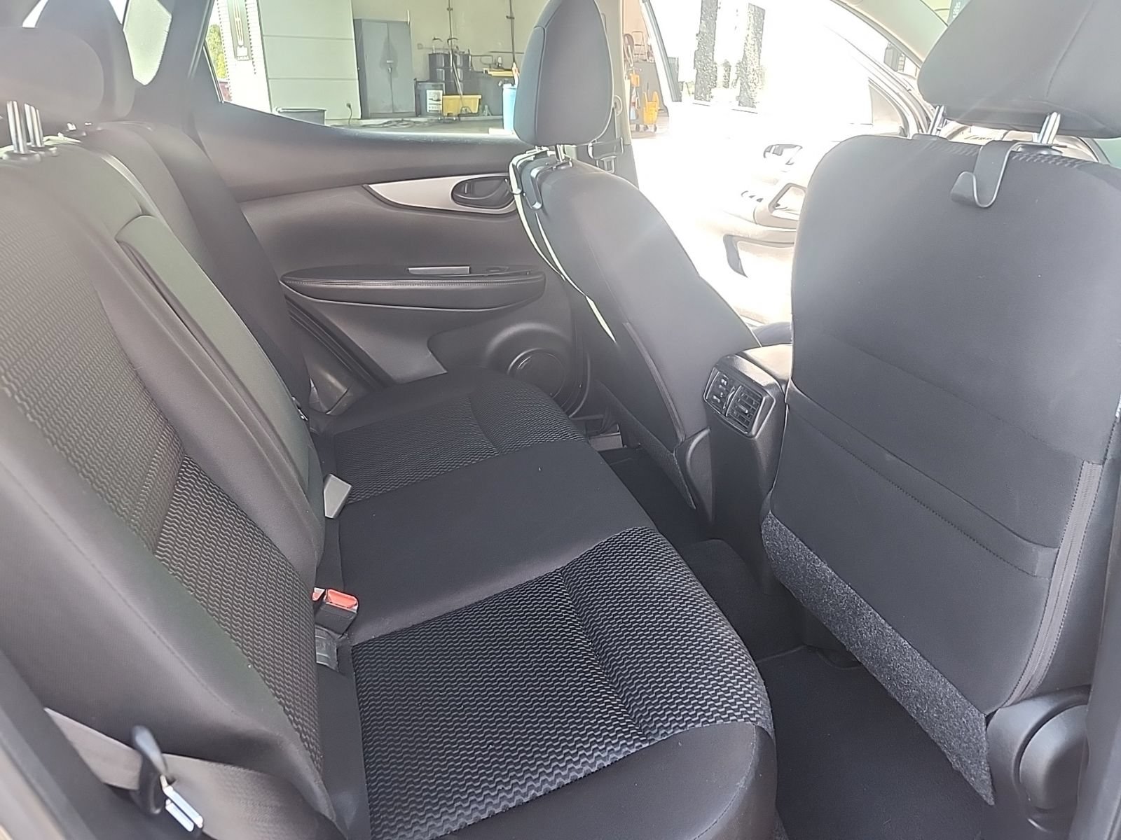 Used 2017 Nissan Rogue Sport S w/ S Appearance Package FWD image 19