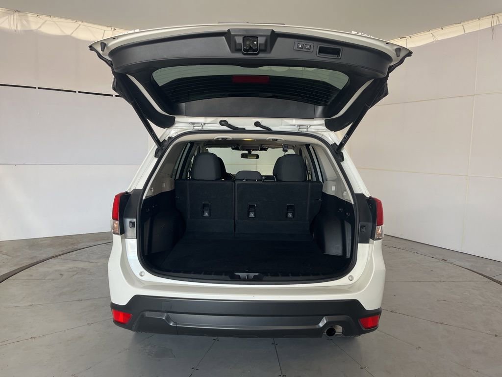 Used 2023 Subaru Forester Premium image 13