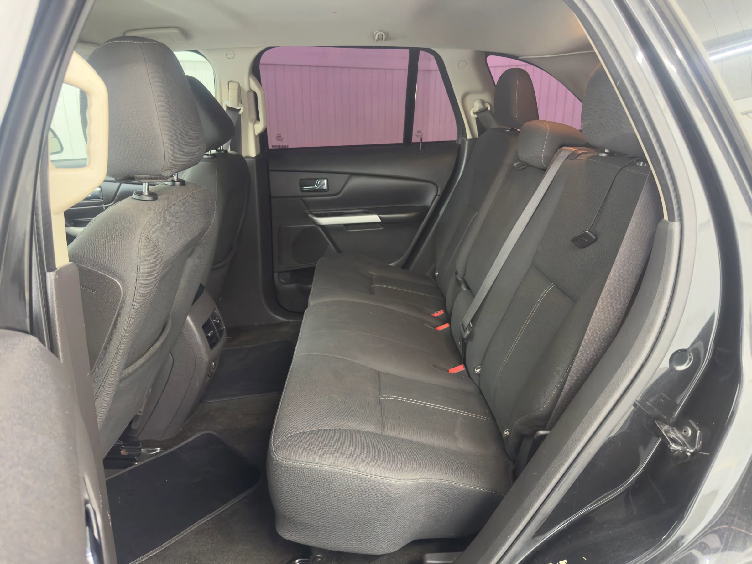 Used 2014 Ford Edge SE image 9