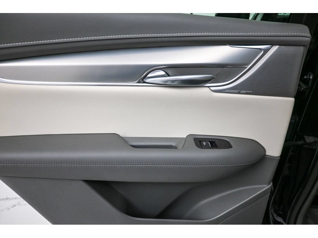 Certified 2022 Cadillac XT5 Premium Luxury FWD image 24