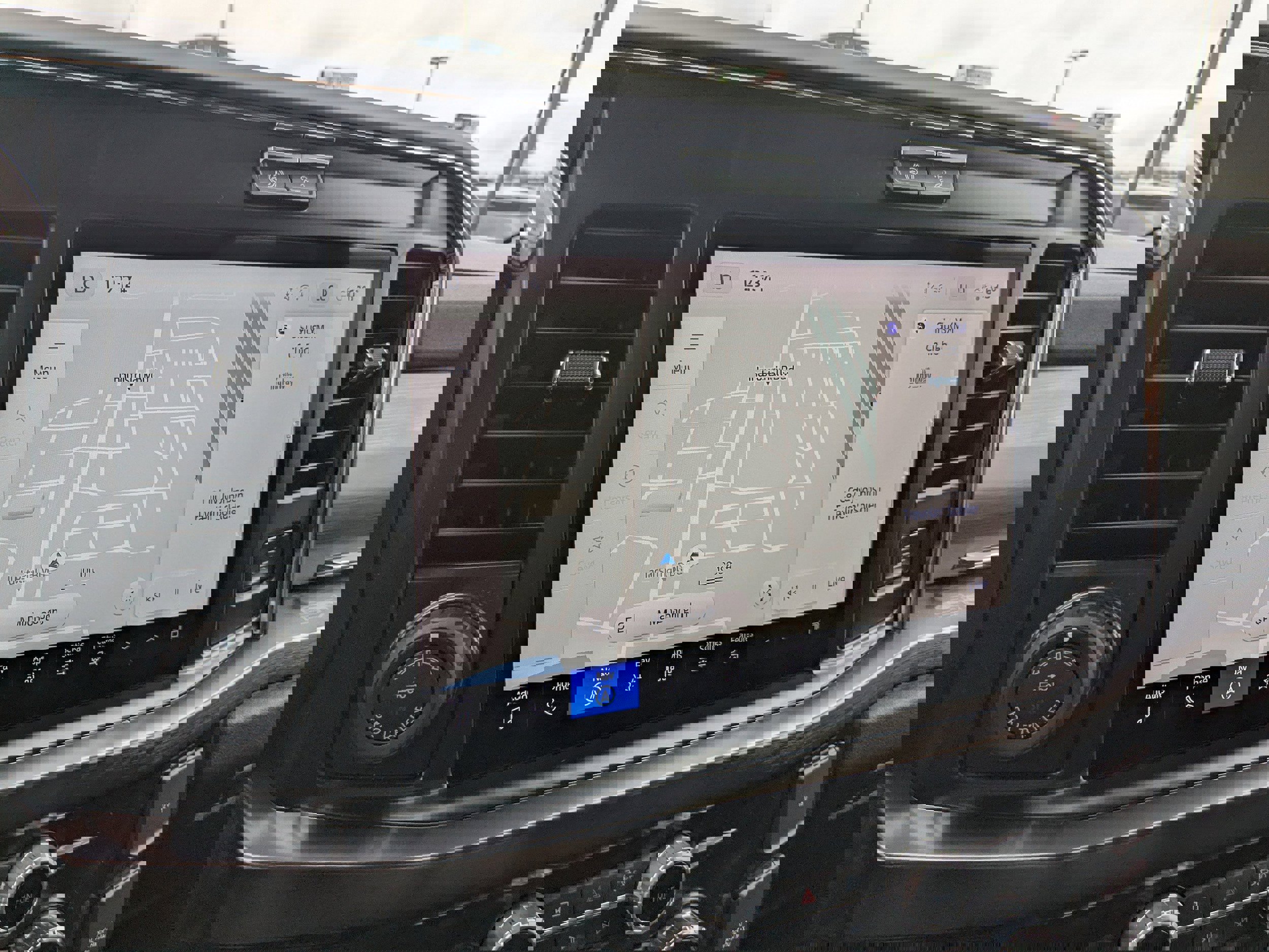 New 2026 Ford F250 Lariat w/ Black Appearance Package image 23