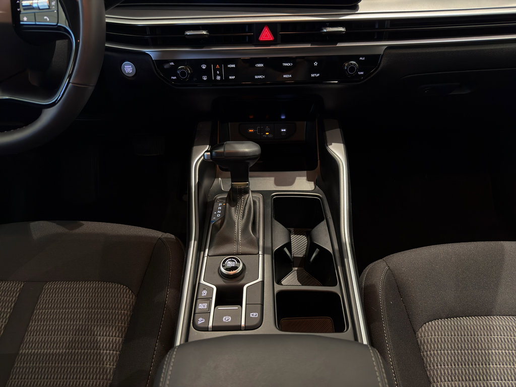 New 2026 Kia Sorento LX image 17