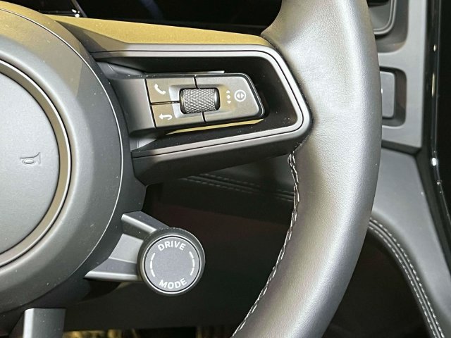 New 2026 Porsche Cayenne Electric AWD/4WD image 45