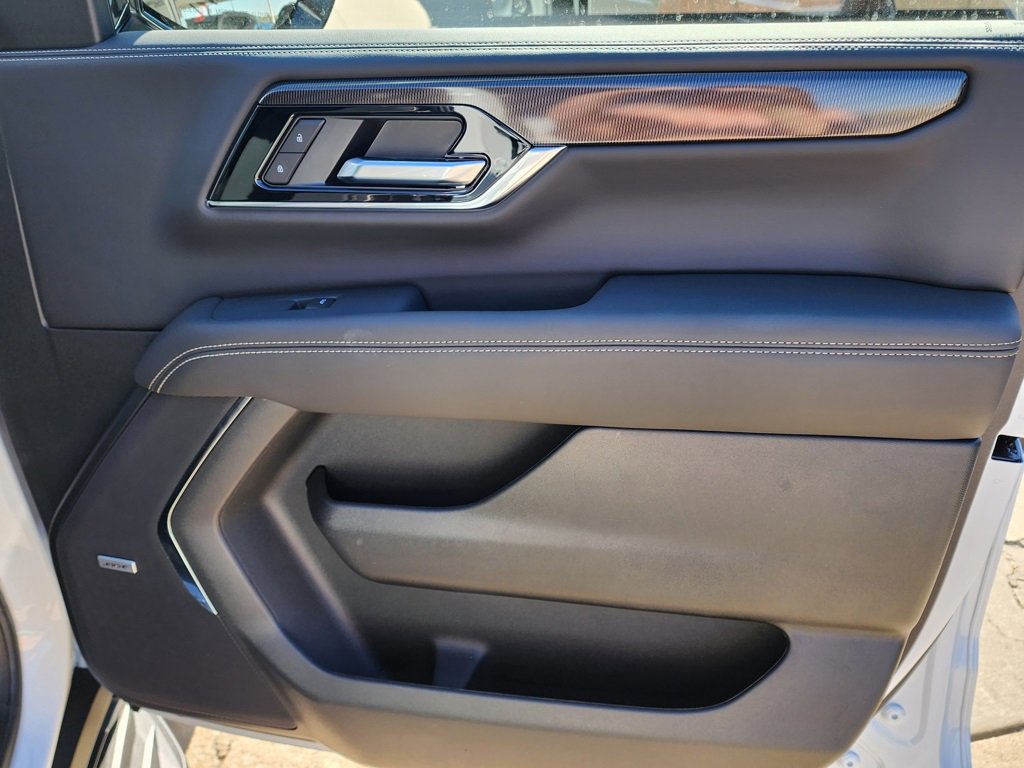 New 2026 GMC Yukon Elevation image 39