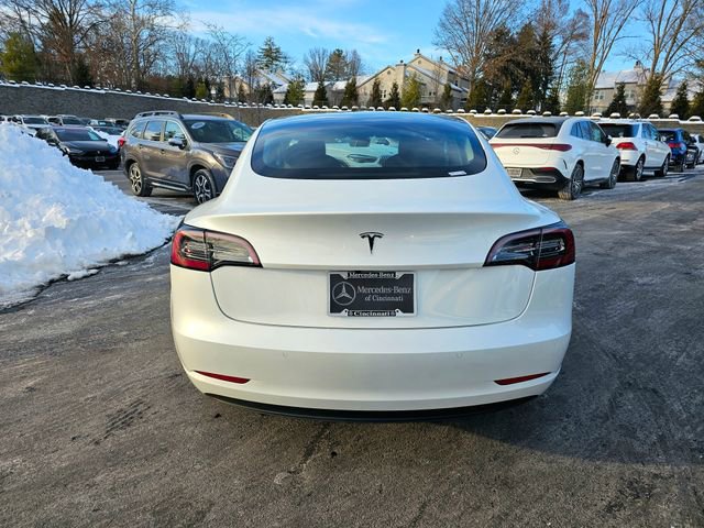 Used 2021 Tesla Model 3 Standard Range Plus image 9