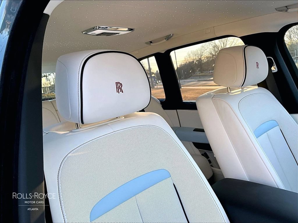 New 2026 Rolls-Royce Cullinan AWD/4WD image 15