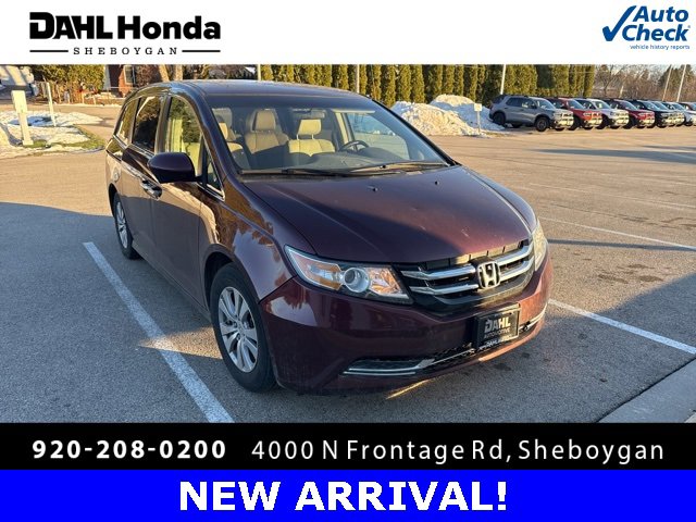 Used 2016 Honda Odyssey SE image 1