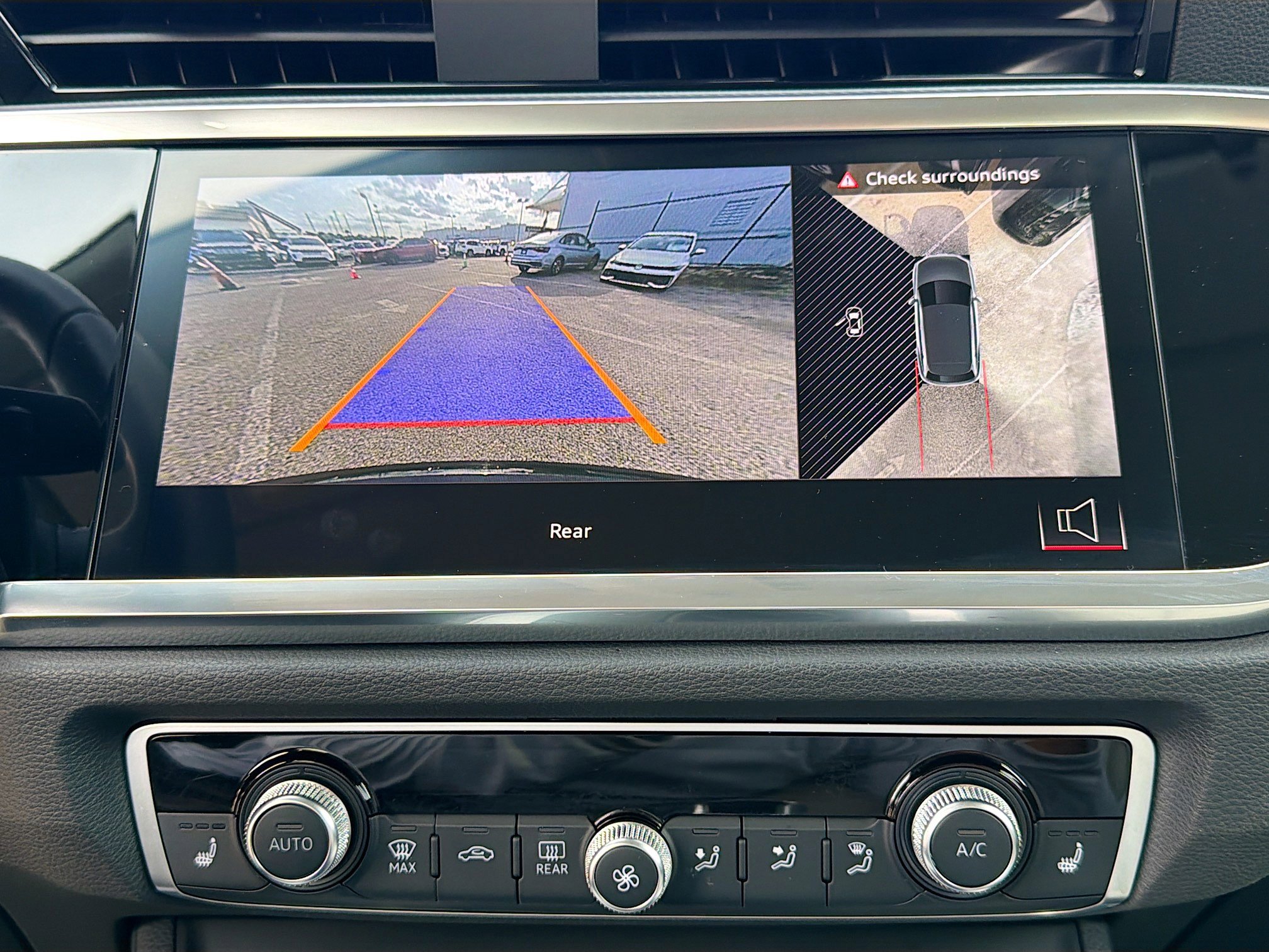 Certified 2024 Audi Q3 2.0T Premium Plus image 34