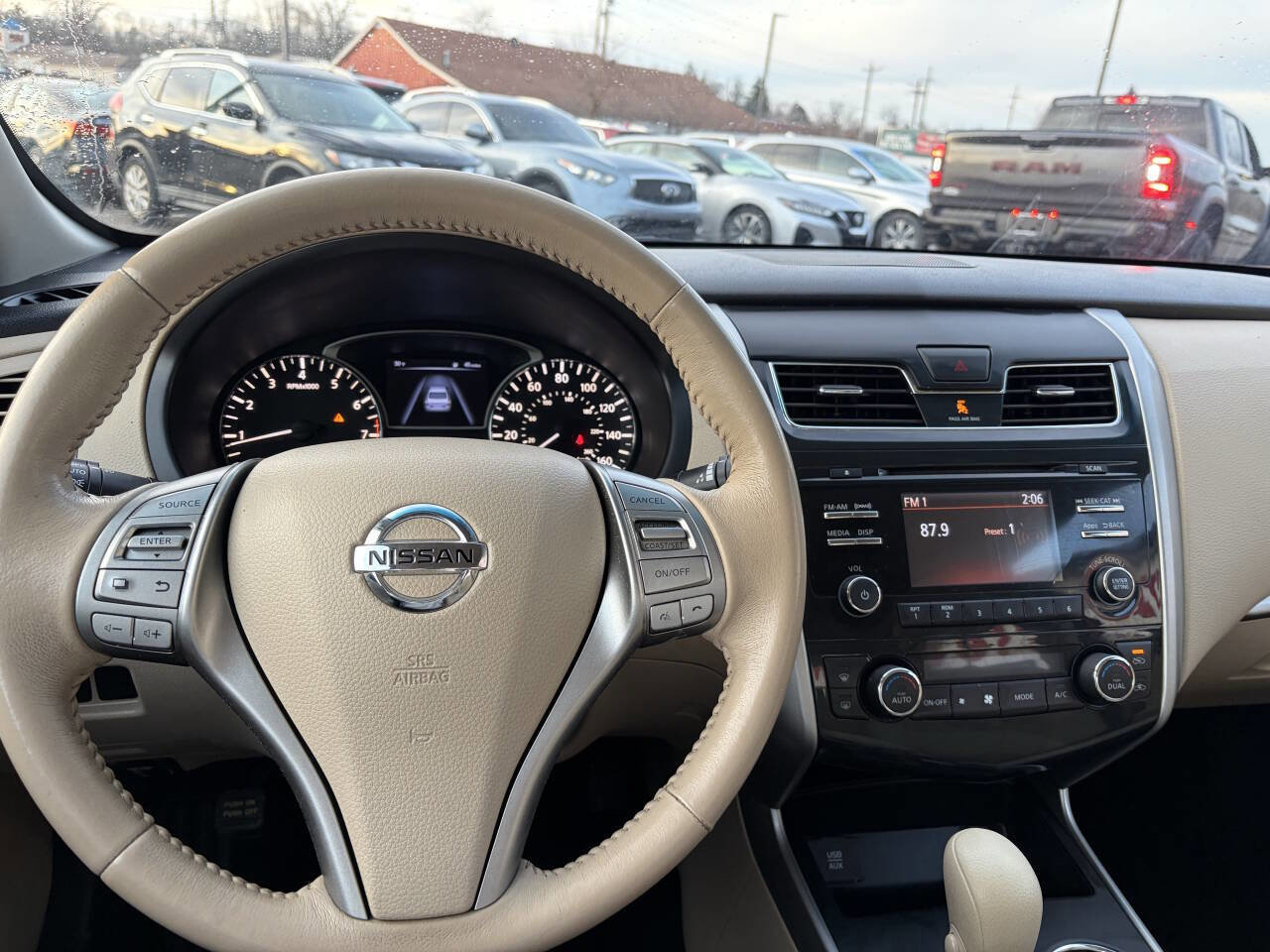 Used 2015 Nissan Altima 2.5 SV image 25