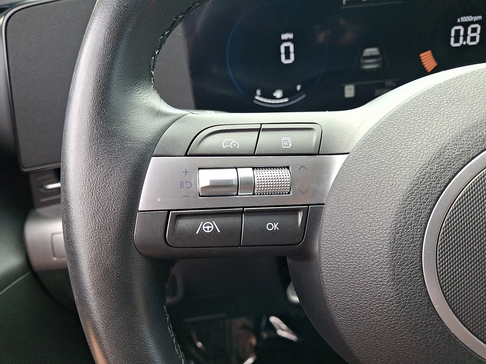 Used 2024 Hyundai Kona SEL FWD image 20