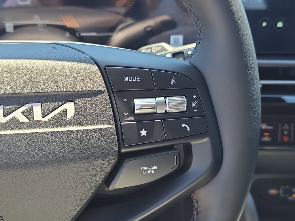 New 2026 Kia Sportage EX AWD/4WD image 32