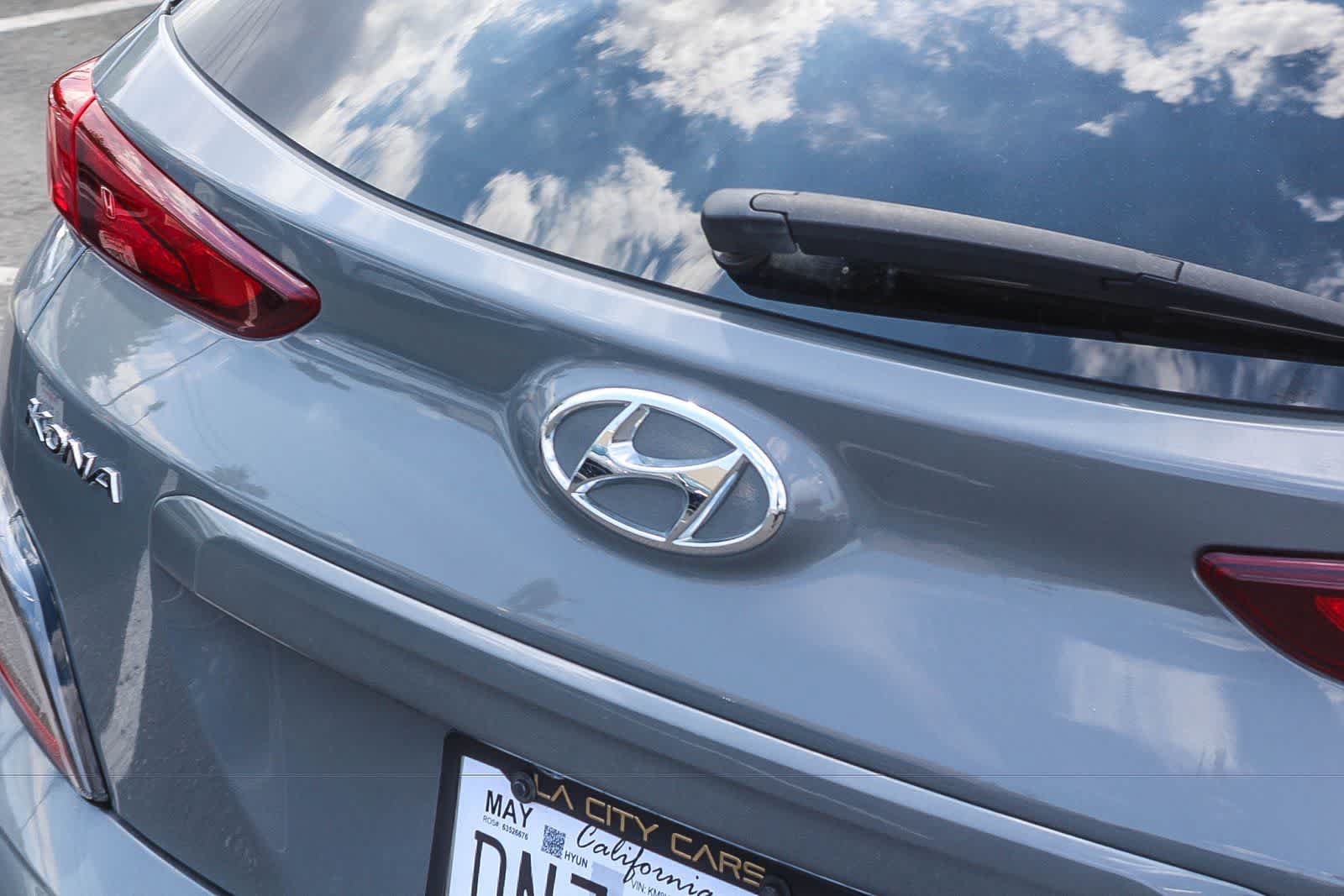 Certified 2023 Hyundai Kona SE FWD image 9