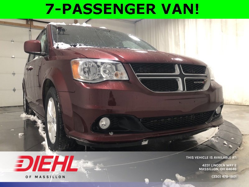 Used 2018 Dodge Grand Caravan SXT image 1